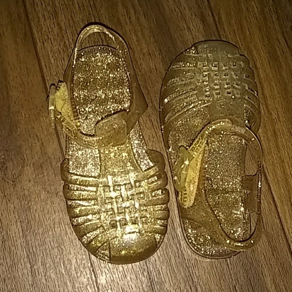 Golden sandles - Picture 3 of 3
